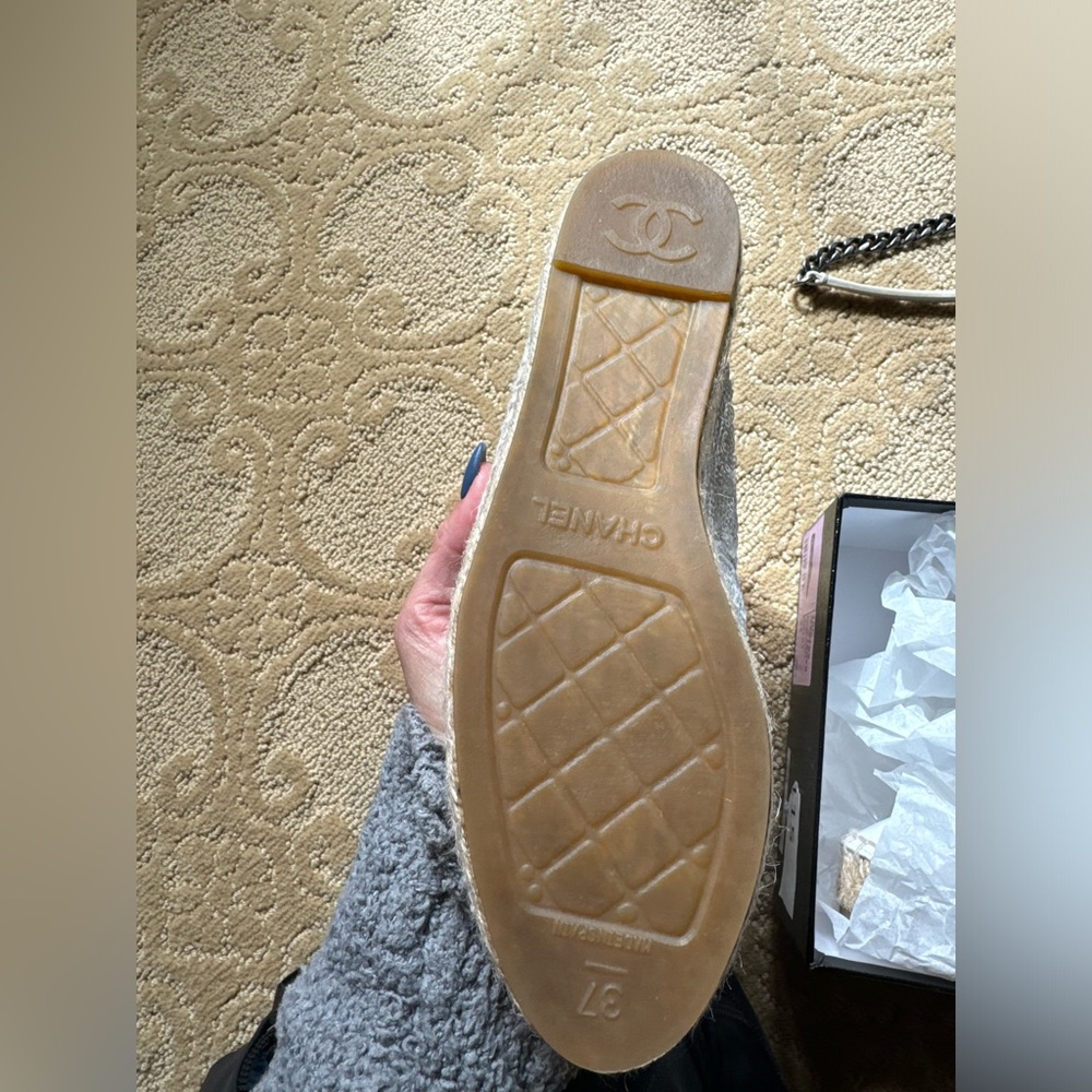 Chanel CC Espadrilles Glazed White Leather 37 Worn Once.